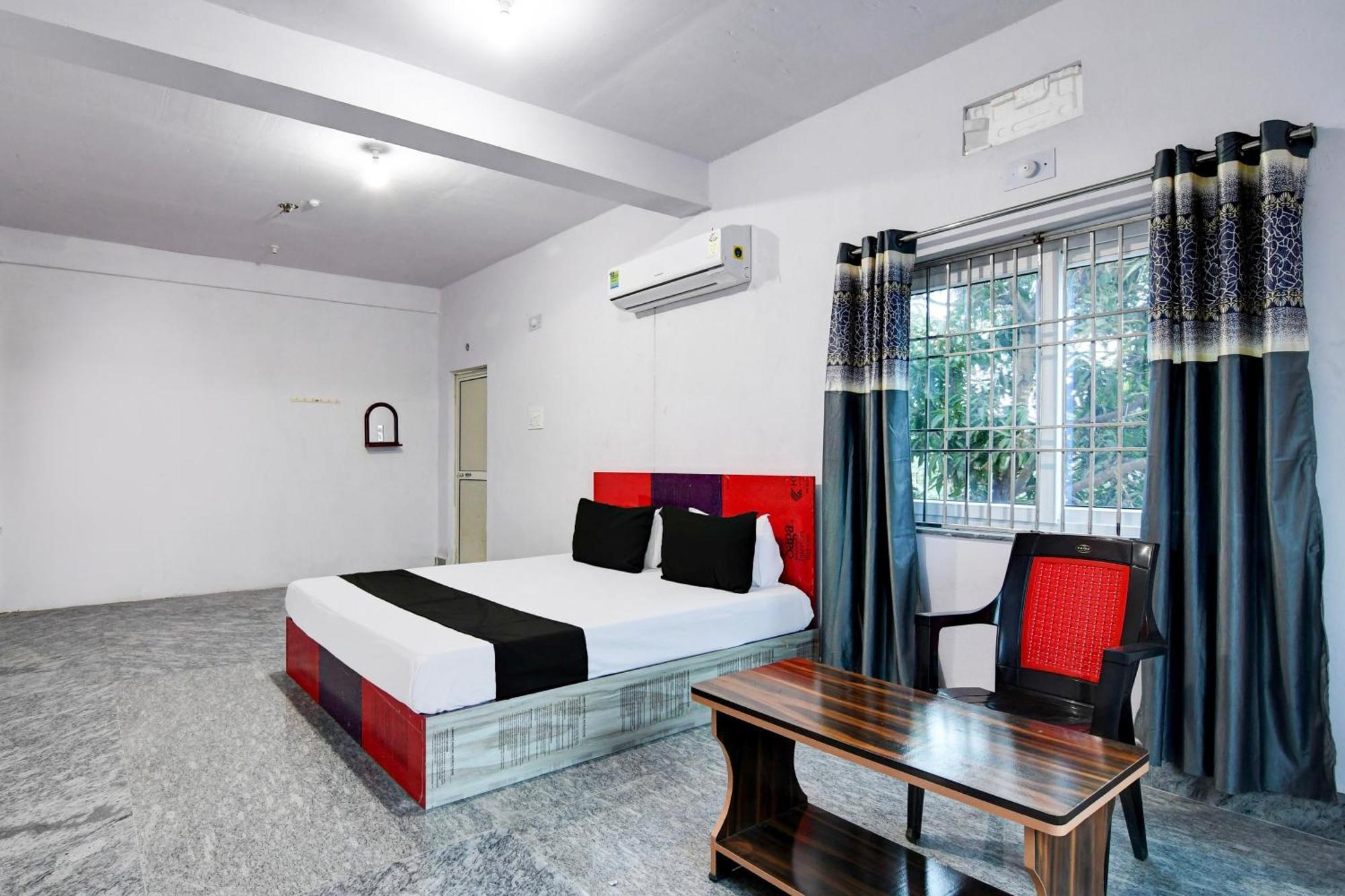 Hotel O Silk City Palace Brahmapur Exterior photo