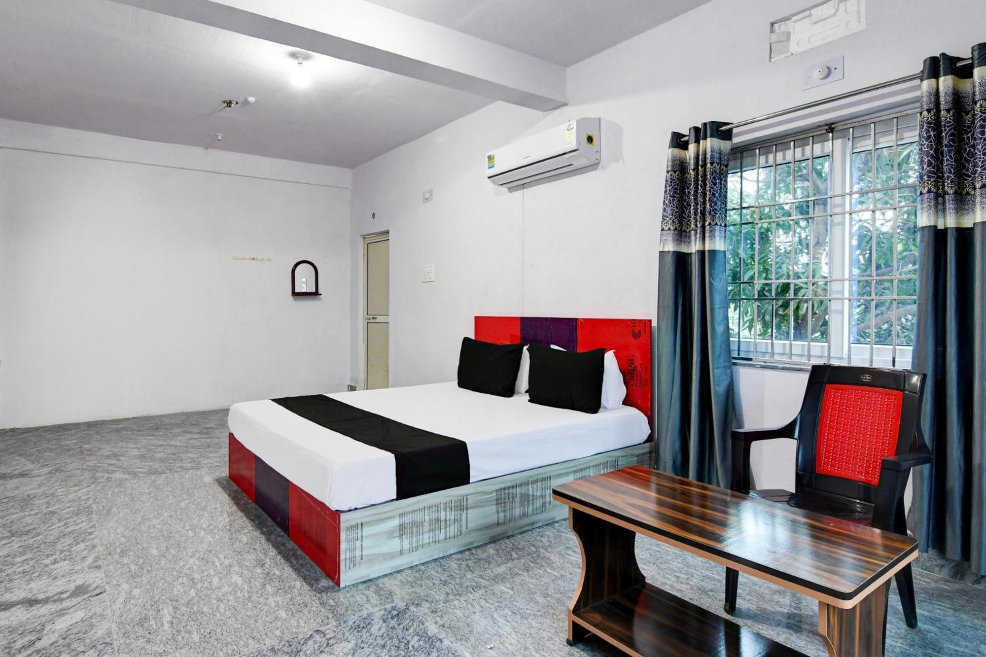 Hotel O Silk City Palace Brahmapur Exterior photo